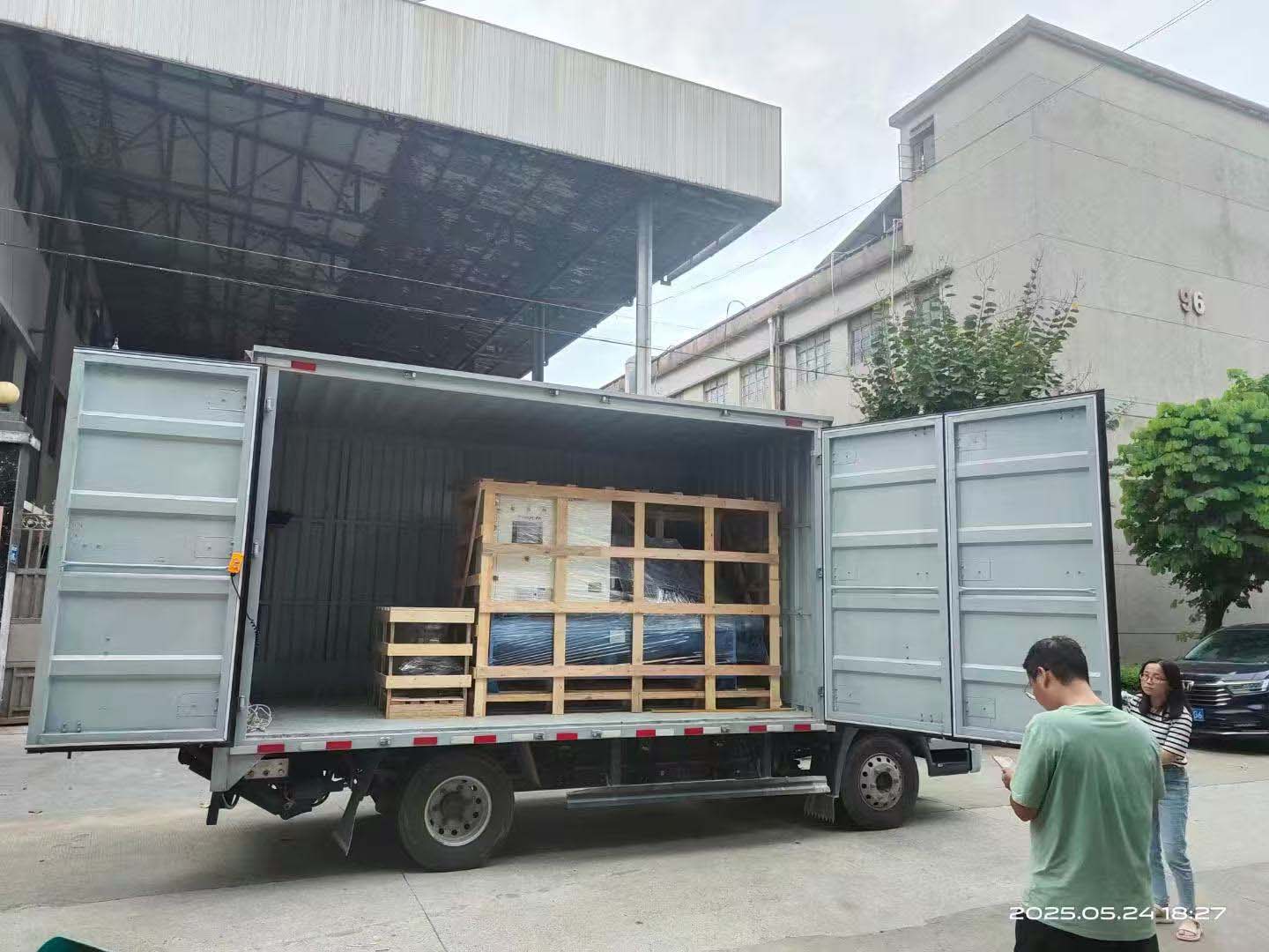 Enfriadores de tornillo: Soluciones de refrigeración industrial eficientes para empresas modernas